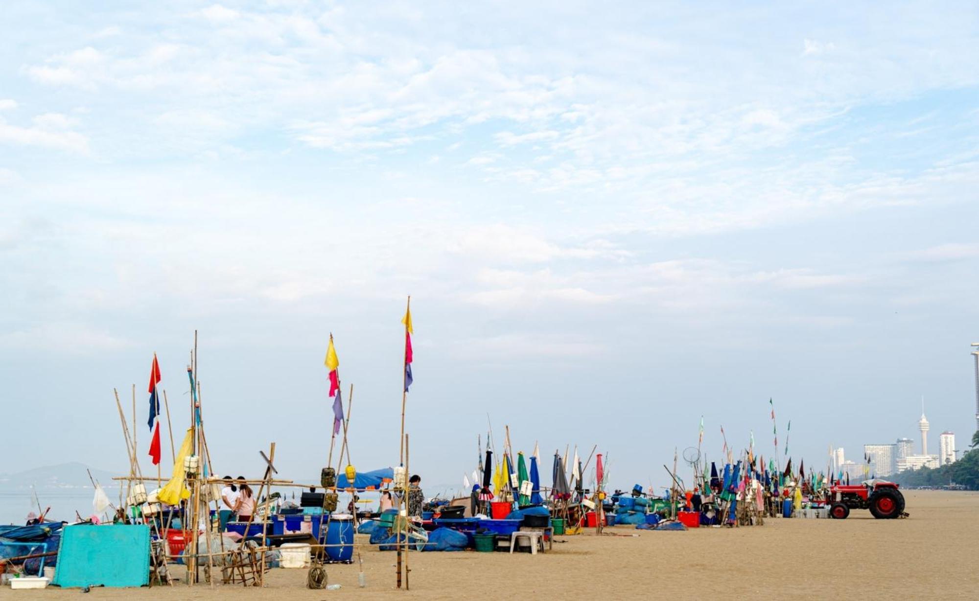 Universe * Jomtien Beach